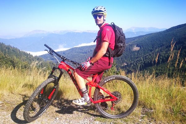 Unterwegs auf Endurotrails im Wechselgebiet.